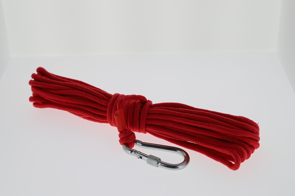 Rope with carabiner for magnet fishing, 10m - SELOS - Experts on magnetics  from 1991.